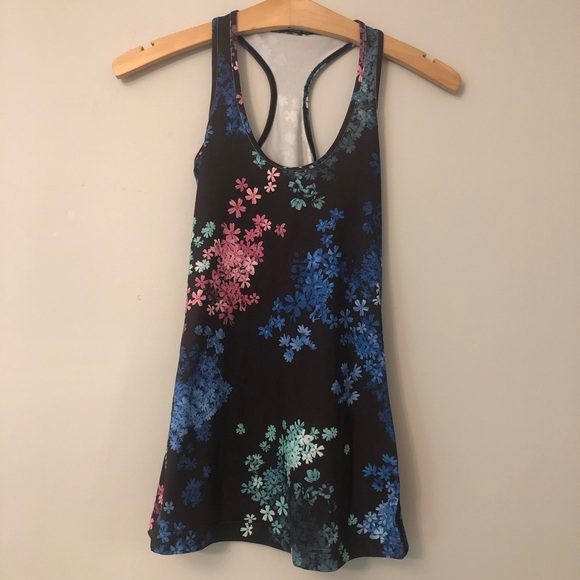 Lululemon Tank - Picture 3 of 6